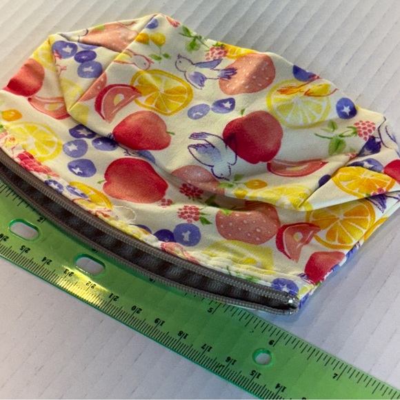 🍓 🆕 Brighton Zippered Fruit & Bird Wristlet Pouch – Fresh & Fun! 🆕 - Picture 10 of 15